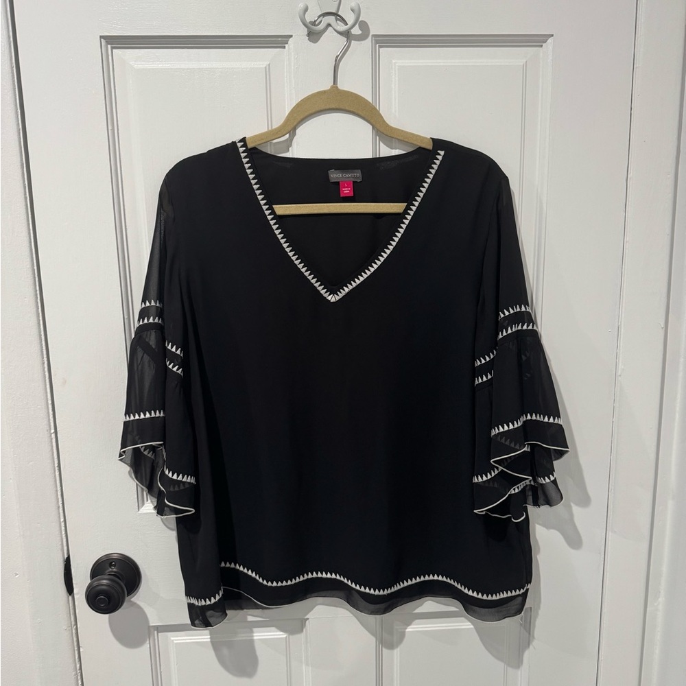 Vince Camuto Black V‑Neck Ruffle Sleeve Blouse with White Trim